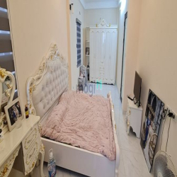 Bán Nhà Bát Khối 4 Tầng 35m2, Gần Cầu Thanh Trì, Lô Góc, Ô tô 7 Chỗ