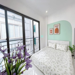 Bán Toà Căn Hộ Dịch Vụ Phố Nguyễn Khang - 55m2 x 6 tầng - 16 Căn Hộ