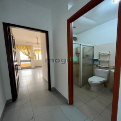 Bán gấp nhà Hẻm Xe Hơi - Tô Hiến Thành, Q.10. 4 tầng lầu
