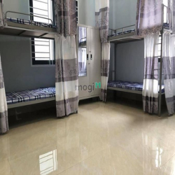 Phòng homestay ở ghép tt Q4 chỉ 1,6 tr/người miễn phí điện, nước, KTX