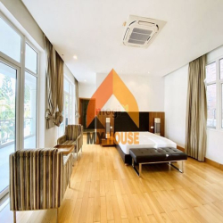 SỬNG SỐT ^^V VILLA quận 2 đẹp bất chấp covid 19 ạ