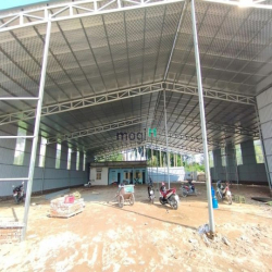 Cho thuê mặt bằng kinh doanh phố Lê Đức Thọ, Dt600m, Mt 11m, giá 66tr