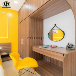 Cho thuê căn hộ full nội thất, cửa sổ lớn, ngay ngã sáu Cộng Hoà