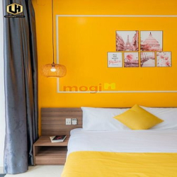 Cho thuê căn hộ full nội thất, cửa sổ lớn, ngay ngã sáu Cộng Hoà