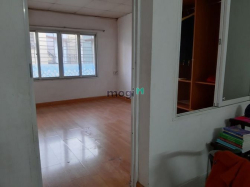 Cho hộ gia đình thuê căn hộ tập thể ổn định_lâu dài