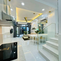 Bán nhà đẹp như biệt thự đường âu cơ ,p10 tân bình