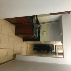 Nhỉnh 2 tỷ sở hữu căn hộ tập thể 80m tầng 3 Vũ Thạnh Đống Đa