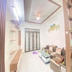 Nhà mới đẹp xuân đỗ cự khối 4 tầng x 30m , 10m ô tô đỗ 2,7 tỷ