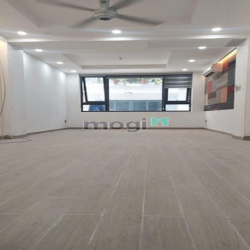 Cho thuê nhà mới, có thang máy 48A Hồ Biểu Chánh, Phú Nhuận.