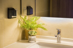 Kẹt vốn cần bán gấp căn hộ 2PN hướng ban công Đông Nam, tầng thấp