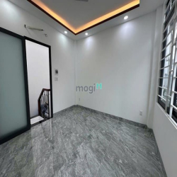 Bán nhà mới xây 100% - Cư Xá Nguyễn Trung Trực - Đường 3/2, P.12, Q.10