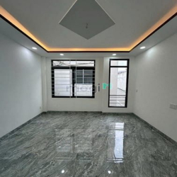 Bán nhà mới xây 100% - Cư Xá Nguyễn Trung Trực - Đường 3/2, P.12, Q.10