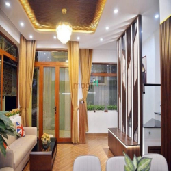 Kiệt ô tô Trần Cao Vân, nhà đẹp lung linh, 4 tầng 5PN, 88m2 nhỉnh 4 tỷ