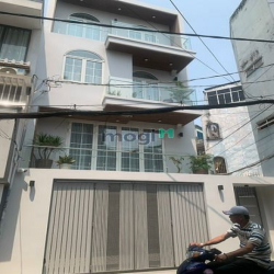 Cho thuê nhà mới xây hẻm xe tải đường Huỳnh Văn Bánh, Phú Nhuận