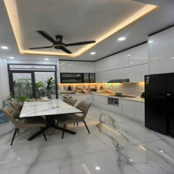 Biệt Thự 5 TẦNG 60M2 (4x15M), Hẻm xe hơi, Nơ Trang Long, chỉ 8.x tỷ