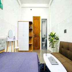 Căn hộ cao cấp cửa sổ vị trí thuận lợi