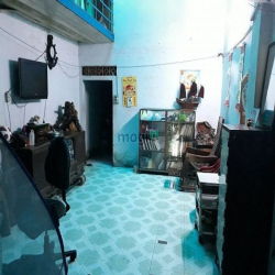 Nhà 1T1L 86m2 mặt tiền kinh doanh sầm uất, đối diện Công viên Đầm Sen