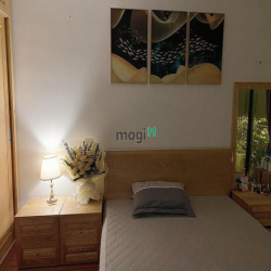 Bán Nhà Thạch Bàn - Cổ Linh 35m  5 Tầng, Ô tô Đỗ Cửa, Full Nội Thất