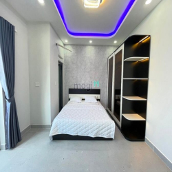 Nhà 2MT Đường Tân Hiệp 17, Hóc Môn, DT:13X21m, 2L, 4PN, 5VS, Sân vườn