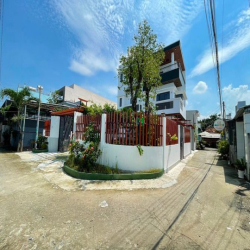 Nhà 2MT Đường Tân Hiệp 17, Hóc Môn, DT:13X21m, 2L, 4PN, 5VS, Sân vườn