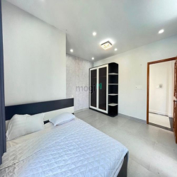 Nhà 2MT Đường Tân Hiệp 17, Hóc Môn, DT:13X21m, 2L, 4PN, 5VS, Sân vườn