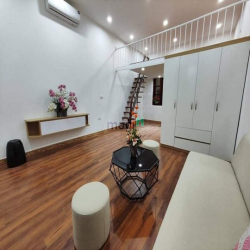 Bán căn tập thể tầng 2 phố Minh Khai, Hai Bà Trưng,55m, 2 ngủ, sổ đỏ.