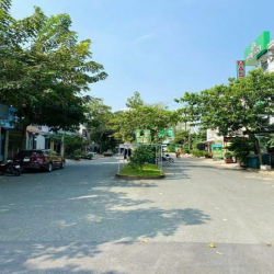 Cho thuê nhà phố KDc 10 mẫu đường 49 và Nguyễn Duy Trinh 3L đường 20m