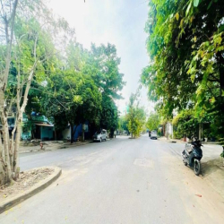 Cho thuê nhà phố KDc 10 mẫu đường 49 và Nguyễn Duy Trinh 3L đường 20m