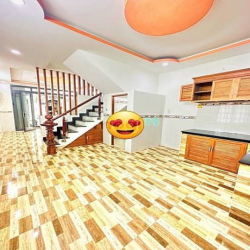 Nhà đẹp liền vách Tân Hươn.g  - aeo.n maill - hẻm ôtô-- ngang 4m