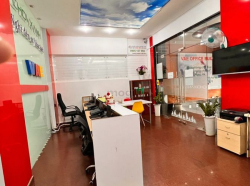 Văn phòng ở lại cần cho thuê ở Tân Sơn Nhì, Tân Phú