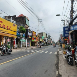 NGỘP.. Cần Bán Gấp Nhà 106m2 Nhà 2 Tăng,Hẻm xe Hơi ,MỚI KENG Chỉ 40tri