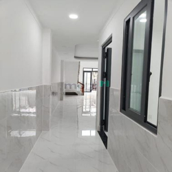 NGỘP.. Cần Bán Gấp Nhà 106m2 Nhà 2 Tăng,Hẻm xe Hơi ,MỚI KENG Chỉ 40tri