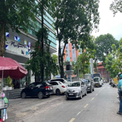 Đất lớn XÂY VĂN PHÒNG 2mt trung tâm Quận 3. DT: 19,5x24. 450m2. 220 tỷ