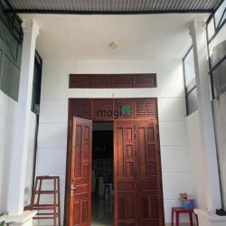 Nhà 2 Mặt tiền Lạc Long Quân liền kề bệnh viện Hoàng Anh Gia Lai