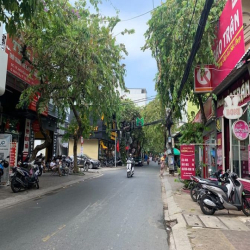 Nhà trệt rộng rãi góc 2 mặt tiền đường Nguyễn Việt Hồng, Cần thơ