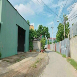 bán gấp nhà kho giá rẻ tại Phú Lợi , TDM.