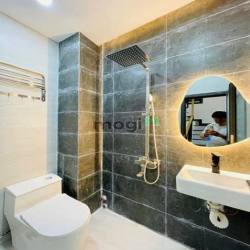 Cần Bán Gấp Nhanh Căn Tuyệt Đẹp Nguyễn Thông P9 Q 3 ,SHR,Giá 2tỷ4,70m2