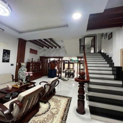 MTKD ngang 5m ngay chợ Căn Cứ 85m2 6 tầng P. Huy Thông KD đỉnh 18.5 tỷ