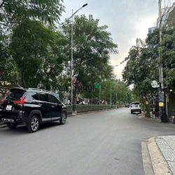 MTKD ngang 5m ngay chợ Căn Cứ 85m2 6 tầng P. Huy Thông KD đỉnh 18.5 tỷ