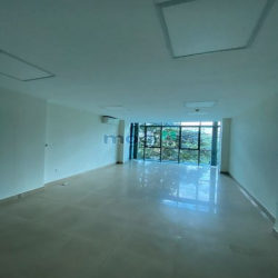 Cho thuê sàn vp phố liễu gia 120m2 thông sàn đẹp như ảnh