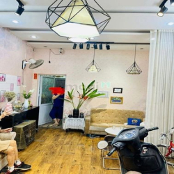 nhà đẹp, Kinh doanh  - quận Đống Đa 40m2 – 5.5 tỷ.