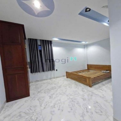 Nhà 1 Trệt 2 Lầu Đường 160 Lã Xuân Oai. Tăng Nhơn Phú A. Tp Thủ Đức