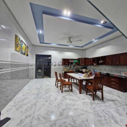 Nhà 1 Trệt 2 Lầu Đường 160 Lã Xuân Oai. Tăng Nhơn Phú A. Tp Thủ Đức