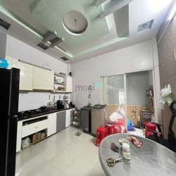 Nhà 4 tầng mới đẹp mặt đường Lê Thị Chợ Quận 7. 5*18, chỉ 10 tỷ.