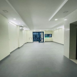 Cho thuê nhà dự án Galaxy, Tố Hữu, Hà Đông, HN. DT 100m, 6 tầng thông