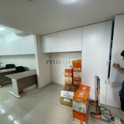 Cho thuê OT 1PN 50m2 The Tresor Quận 4 nội thất văn phòng 18 triệu
