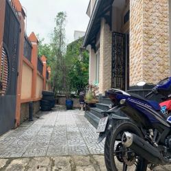 Cho Thuê Biệt Thự - Villa  Làm Trường Mầm Non P.An Phú Quận 2