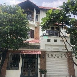 Cho thuê biệt thự 381 nguyễn khang 140m x4T