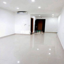 Cho thuê căn hộ officetel Sunrise CityView, quận 7, lầu 5, 12tr/tháng
