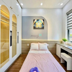 Bán nhà siêu phẩm Mặt Tiền Nguyễn Tri Phương, Q10.